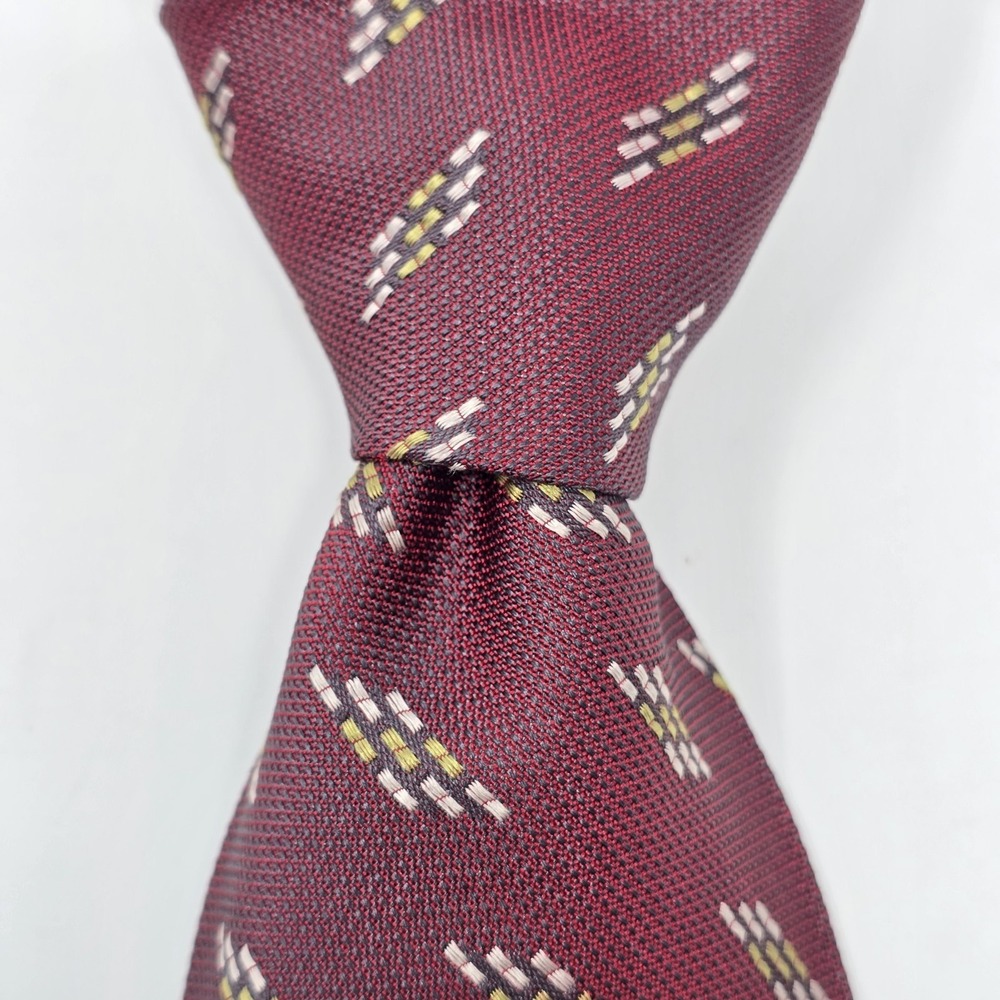 Donna Karan Signature Mens Silk Tie Burgundy Geometric Dash Made in USA